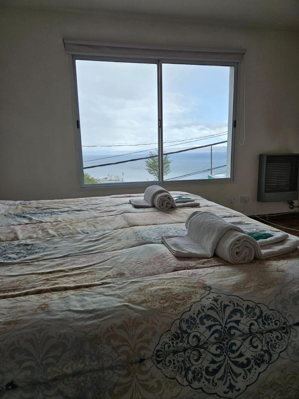 Dpto Amplio Con Vista A La Bahia Apartment อูซัวยา ภายนอก รูปภาพ
